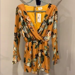 Floral Golden Bell Sleeve Romper L